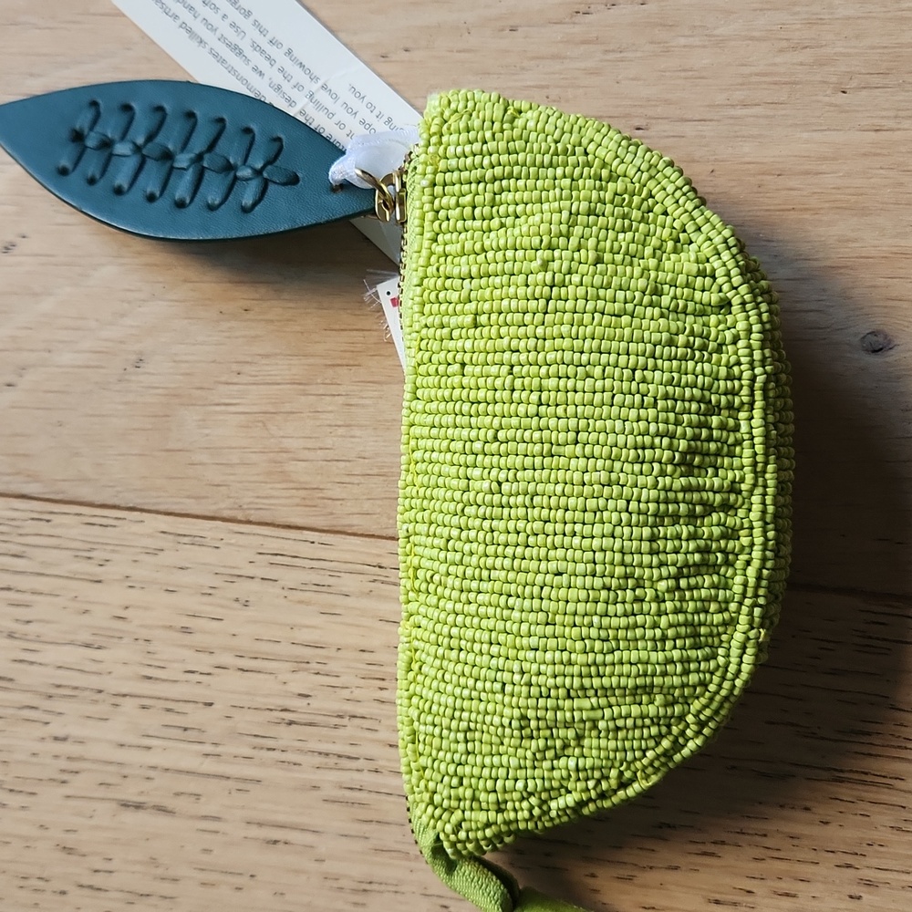 Beaded Lime Slice Pouch - Picture 6 of 9